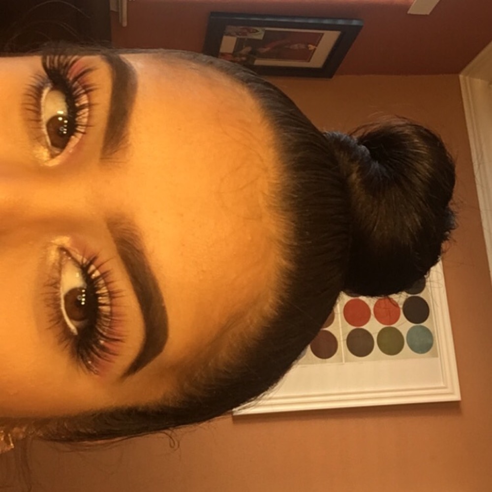 Meet your Posher, Viviana
